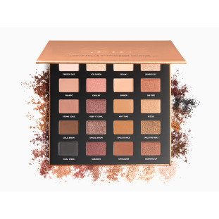 Iconic London Hotting Up Eyeshadow Palette